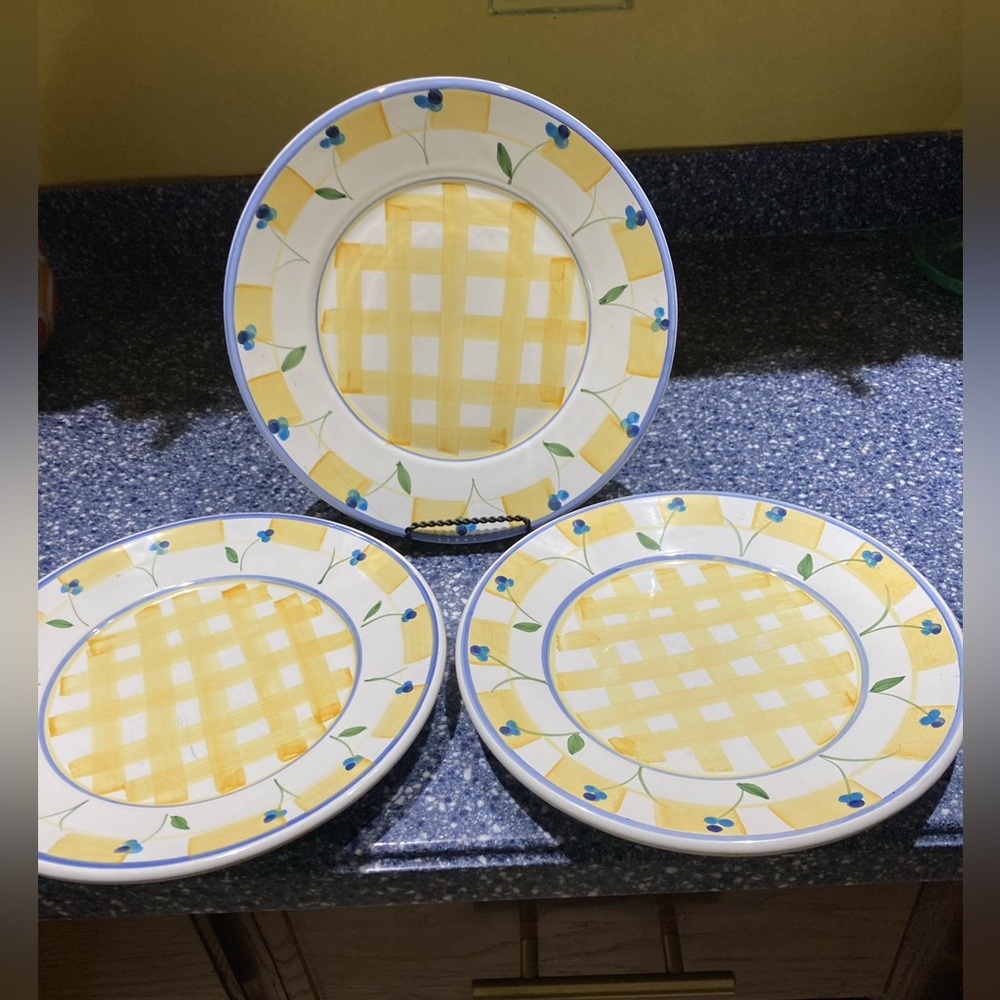Set of 3 Plates Zafferano by CALEC Made in Italy Dishwasher Safe/Microwave Safe